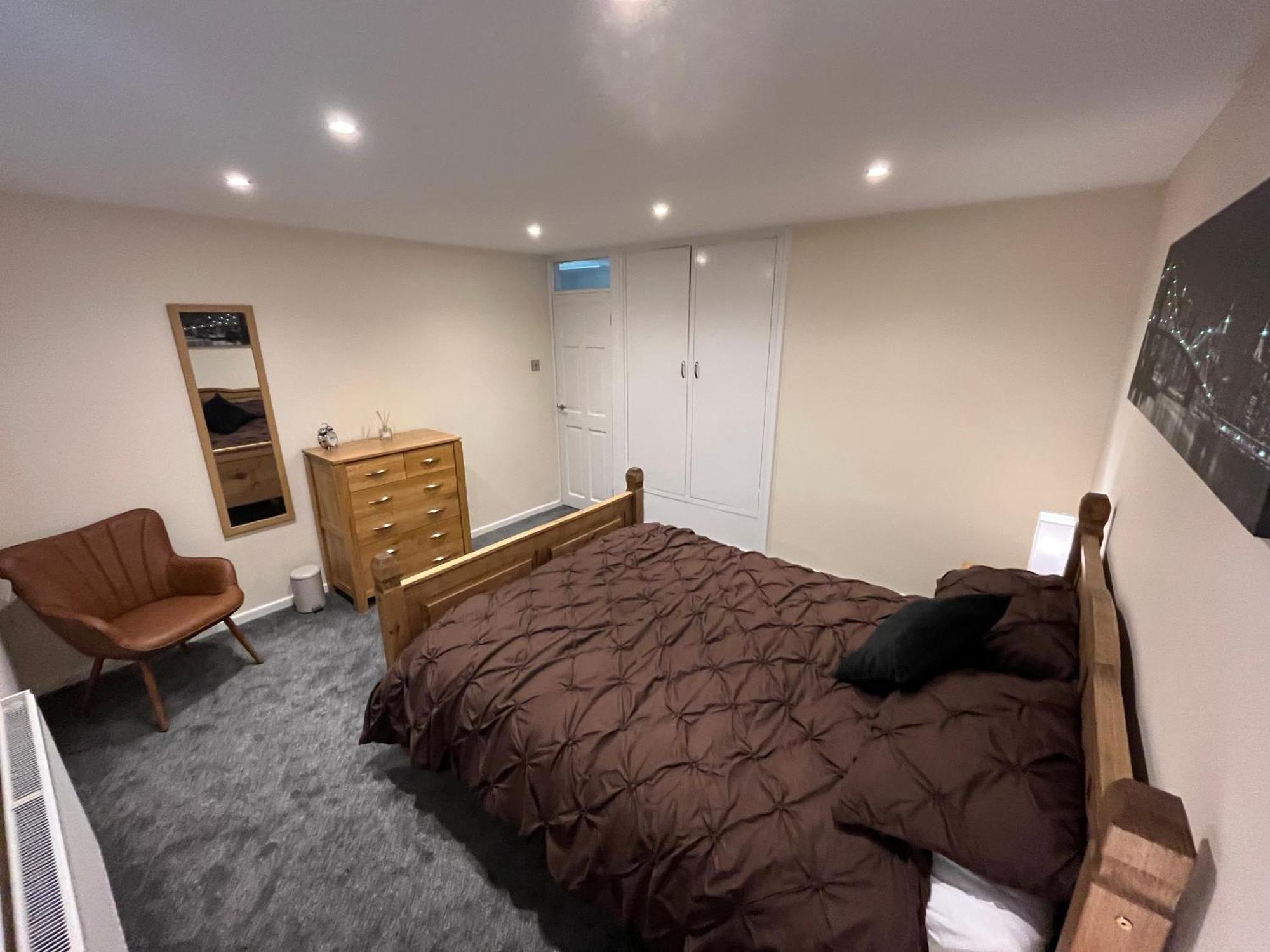 Wilford Charm Spacious 3Br Retreat In Nottingham Exterior photo